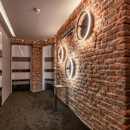 Design 36 София