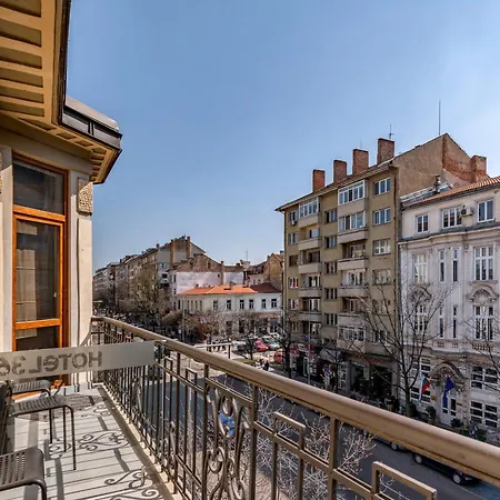 Design 36 София