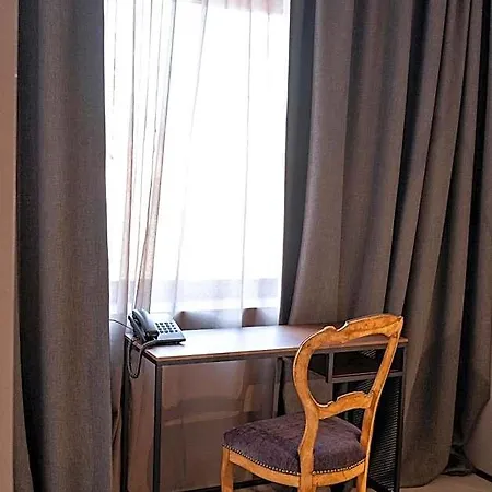 Hotel Design 36 Sofie